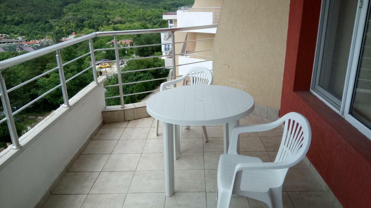 Marina Residence Complex كافارنا المظهر الخارجي الصورة